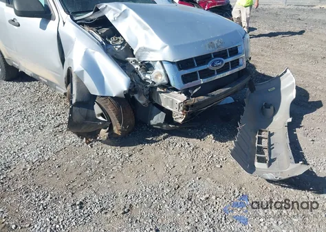 2012 Ford Escape Xlt from USA, damaged, VIN 1FMCU0D71CKB44668